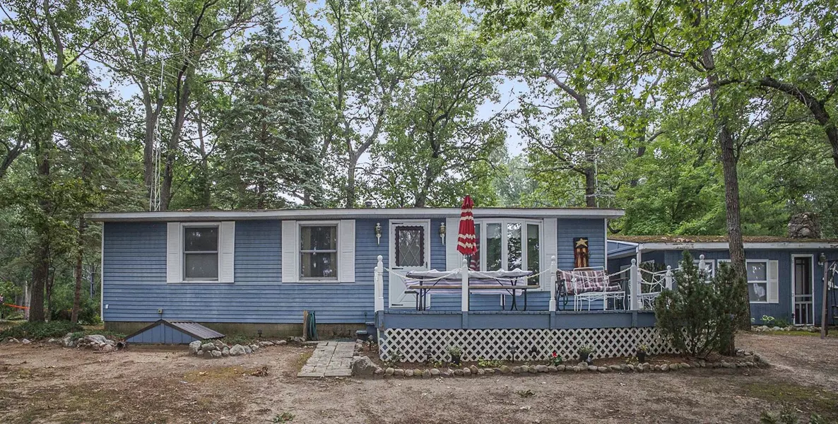 73 S Maple Road, Branch, MI 49402