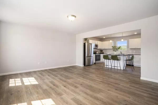 Vicksburg, MI 49097,1045 Foxglove Avenue