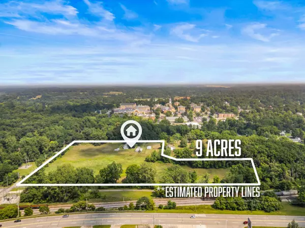 Hillsdale, MI 49242,104 Mcclellan Street