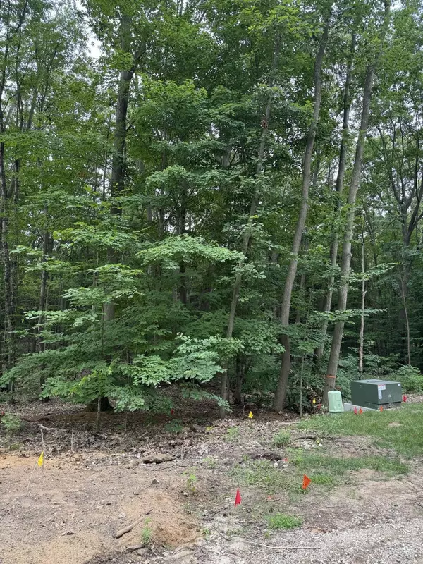 South Haven, MI 49090,76757 Wood Crest Court