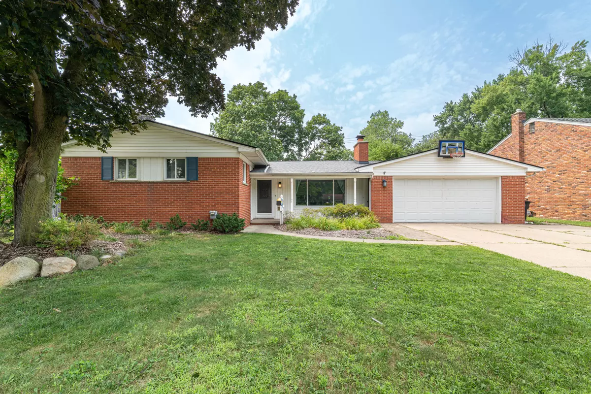 Livonia, MI 48154,16365 Farmington Road