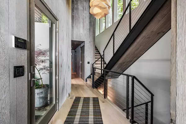 Bridgman, MI 49106,9182 Hemlock Lane