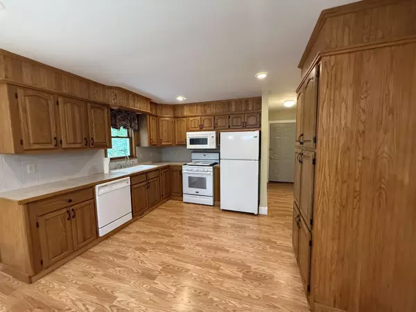 Spring Lake, MI 49456,14704 Lori Lane