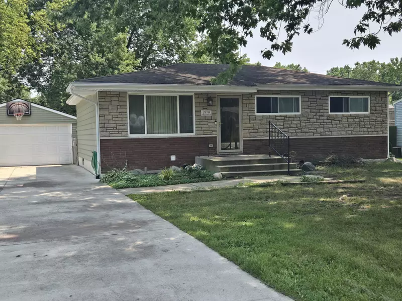 2870 Frembes Road, Waterford, MI 48329