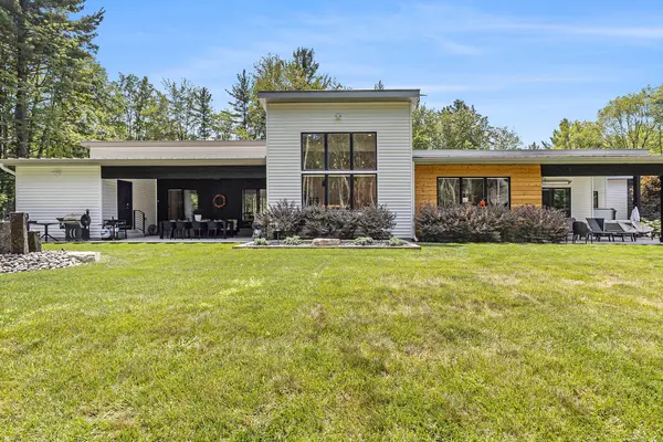 Nunica, MI 49448,11437 State Road
