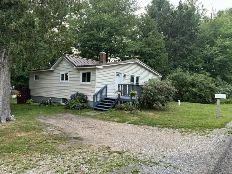6033 N Stiles Road, Ludington, MI 49431