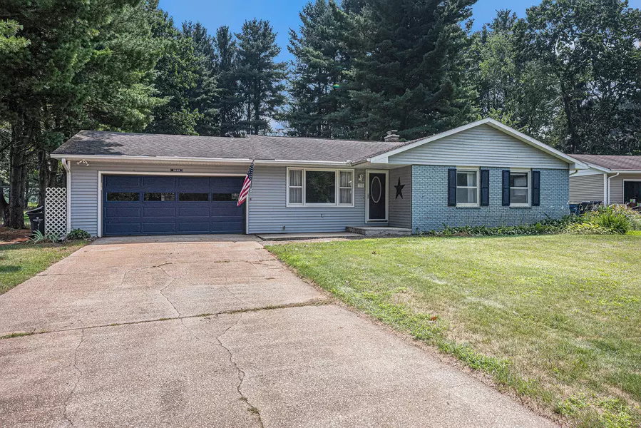 3990 Rollridge Avenue, Kalamazoo, MI 49004