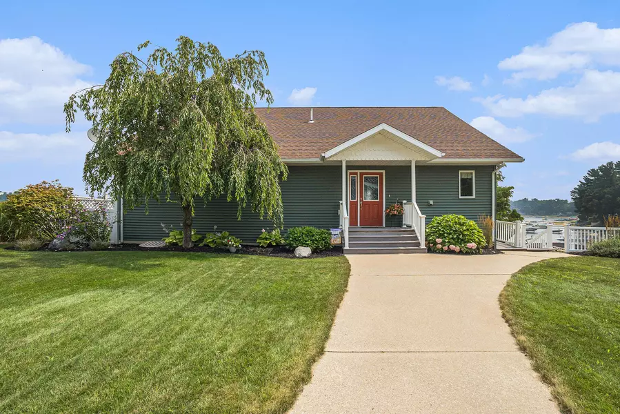 2010 W Lake Road, Twin Lake, MI 49457