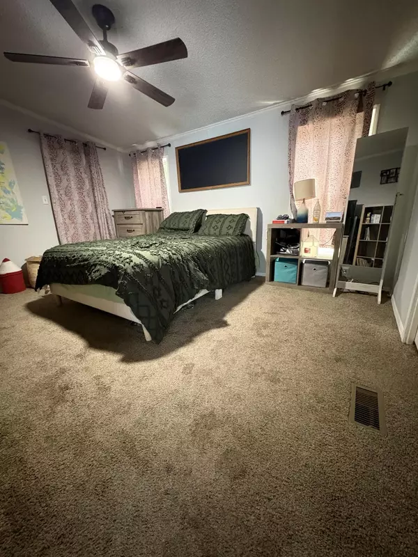 Grand Haven, MI 49417,13480 Winding Creek Drive