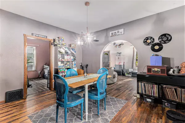 Ludington, MI 49431,709 E Loomis Street