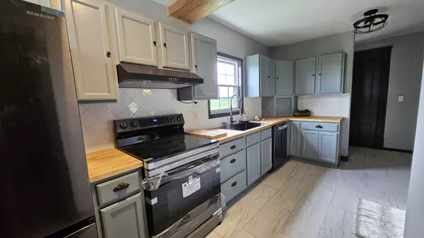 Quincy, MI 49082,238 Maple Road