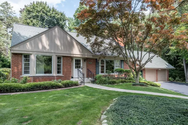 32430 Dohany Drive, Farmington, MI 48336