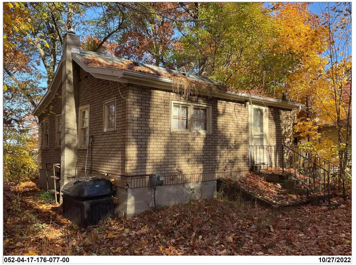 Pleasant Lake, MI 49272,100 Clyde James Road