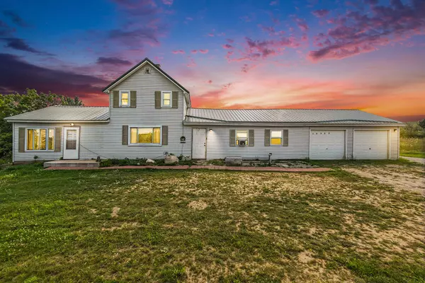 10686 190th Avenue, Leroy, MI 49655
