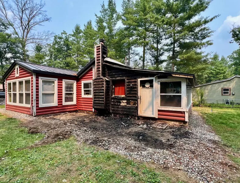 8436 S Montgomery Avenue, Baldwin, MI 49304