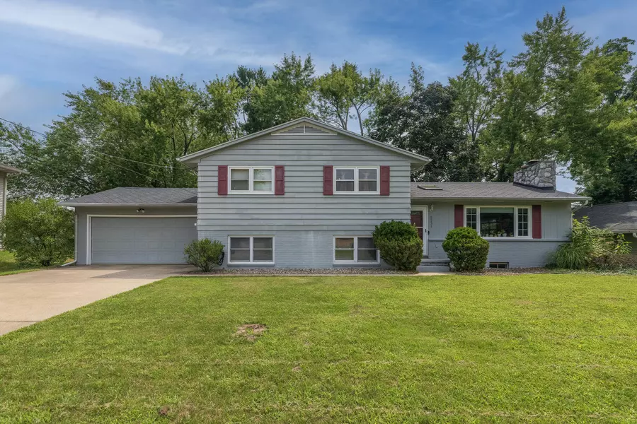 5231 Old Colony Road, Portage, MI 49024