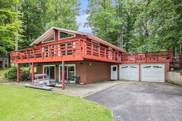 6974 Little Paw Paw Lake Road, Coloma, MI 49038