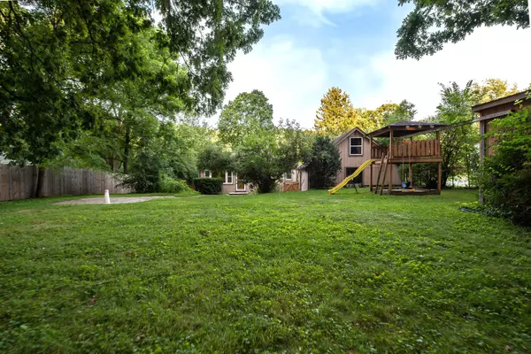 Ann Arbor, MI 48103,945 Rose Drive