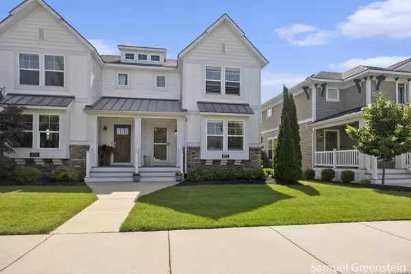 Holland, MI 49424,4728 Macatawa Legends Boulevard #19
