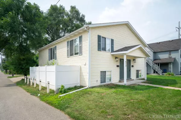 Grand Rapids, MI 49503,415-413 Eastern NE Avenue