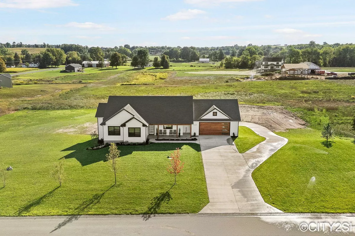 Zeeland, MI 49464,4589 Winding Creek Lane