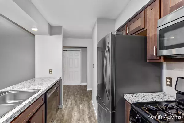 Hudsonville, MI 49426,4833 Dellview Court
