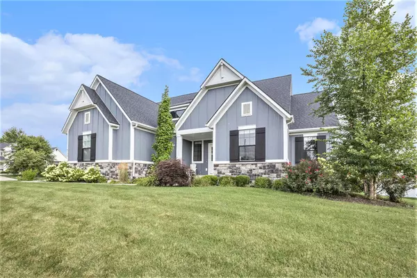 8138 Boardwalk SW Drive, Byron Center, MI 49315