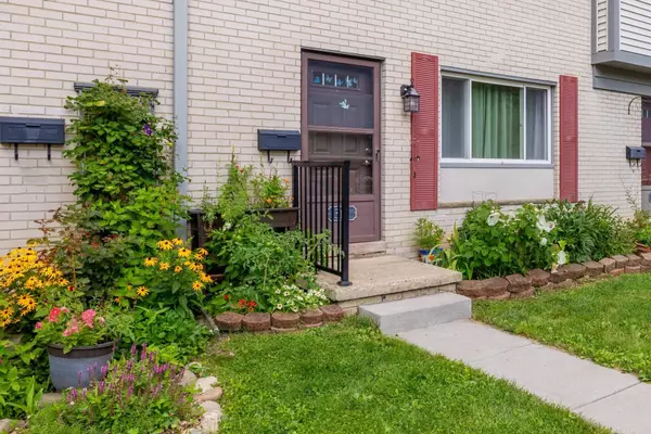 3111 Williamsburg Road, Ann Arbor, MI 48108