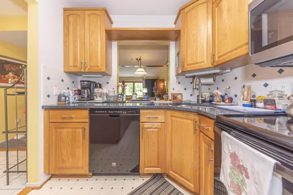 Ann Arbor, MI 48105,765 Peninsula Court