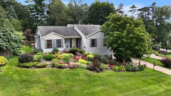 10700 Charring Cross Circle, Whitmore Lake, MI 48189