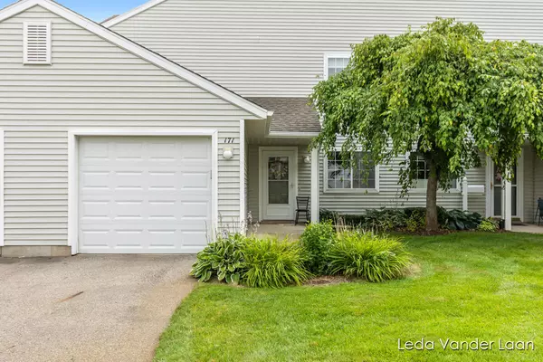 Rockford, MI 49341,171 Hunters NE Lane