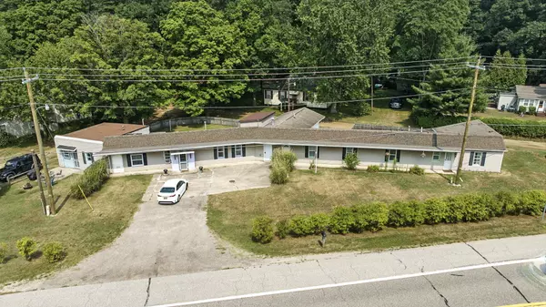 6128 M-63, Coloma, MI 49038