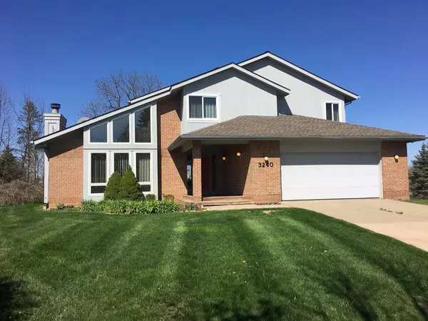 Ann Arbor, MI 48103,3240 Bellflower Court