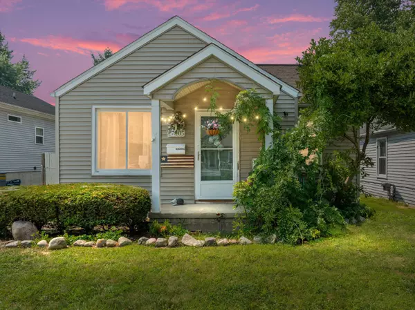 27105 Alger Street, Madison Heights, MI 48071