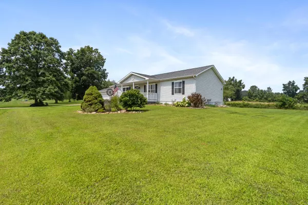 Jackson, MI 49201,1132 Azalea Drive