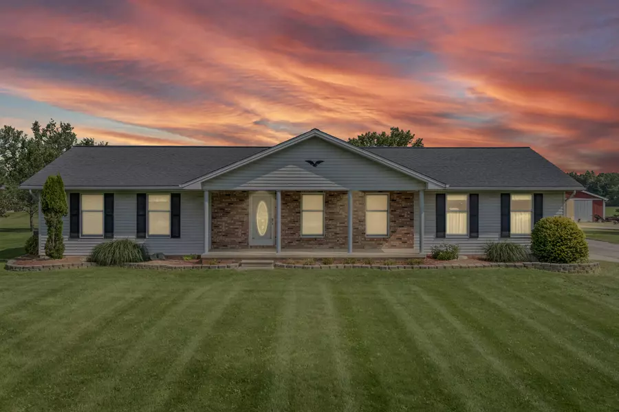 5249 Carleton Rockwood Road, South Rockwood, MI 48179