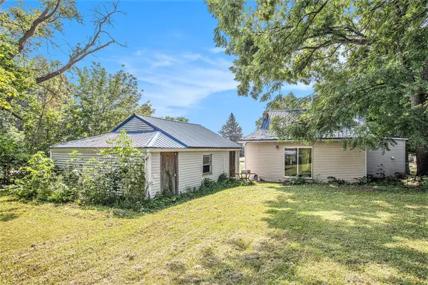 Vermontville, MI 49096,327 E Main Street