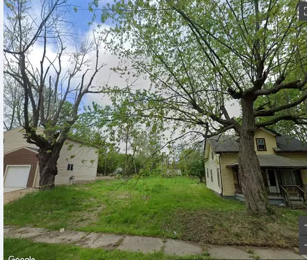 488 Bloomfield Ave, Avenue, Pontiac, MI 48341