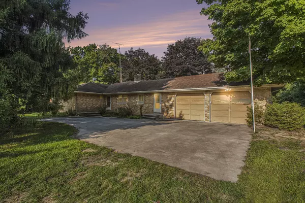 Eau Claire, MI 49111,3880 Park Road
