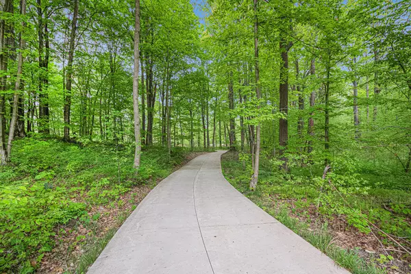 Bangor, MI 49013,52755 M-43