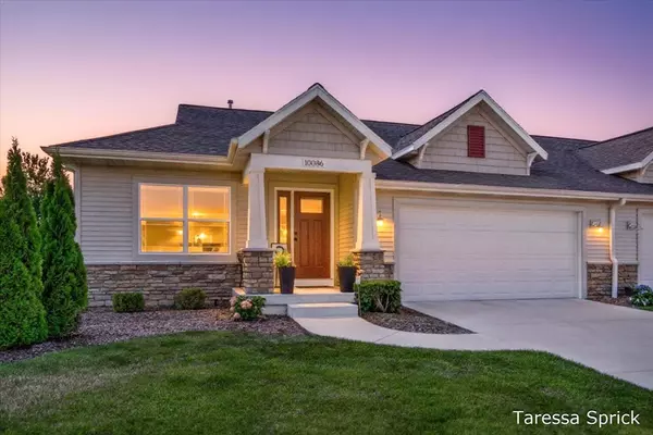 10086 Prairie Grass Court ##50, Zeeland, MI 49464