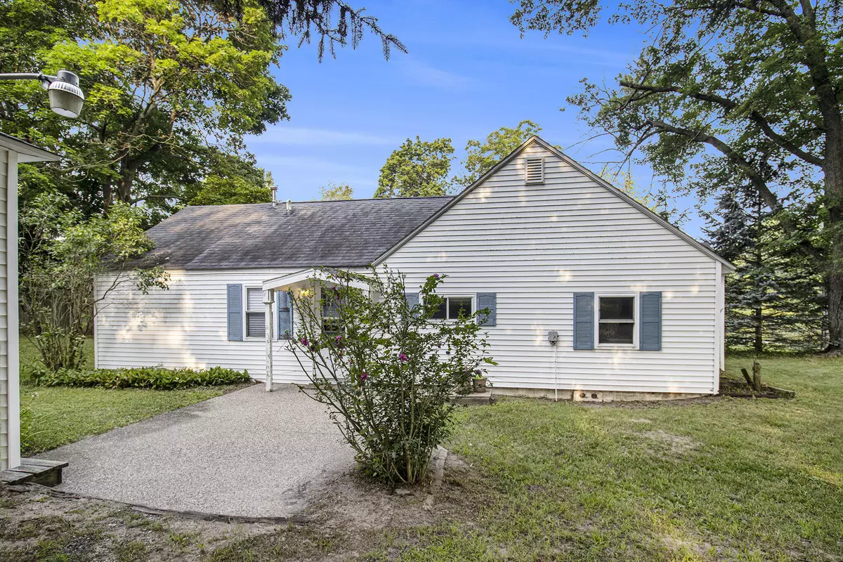 Fremont, MI 49412,22 W Walnut Street