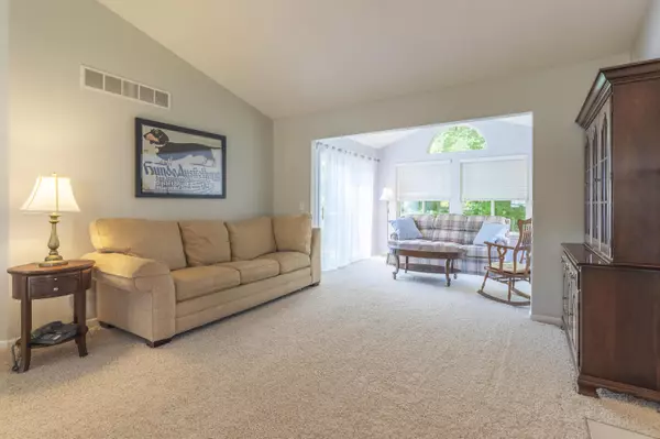 Kalamazoo, MI 49009,1398 Tanager Lane