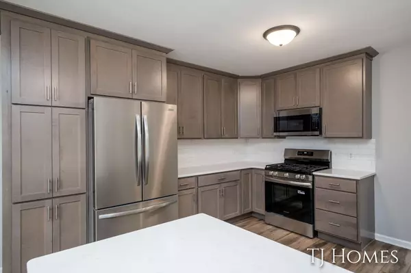 Grand Rapids, MI 49504,1816 Fourth NW Street