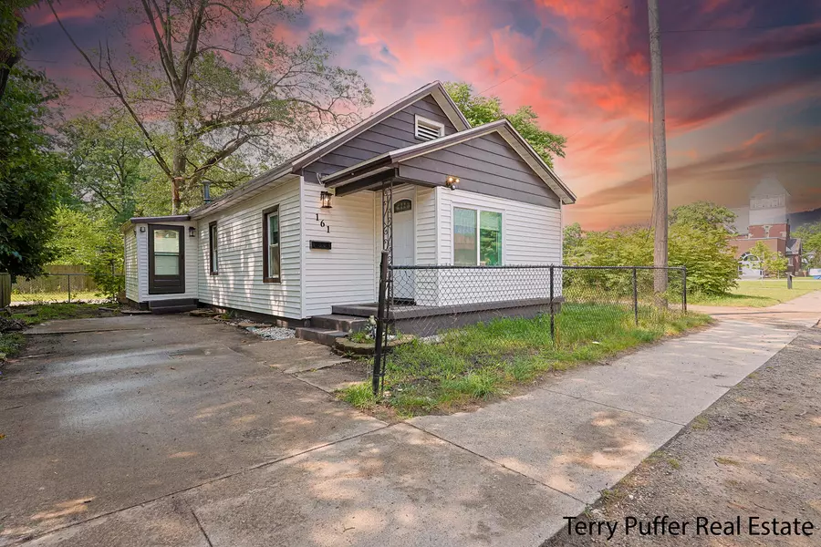 161 E Barney Avenue, Muskegon, MI 49444