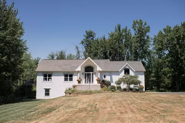 4707 Indian Lakes NE Road, Cedar Springs, MI 49319