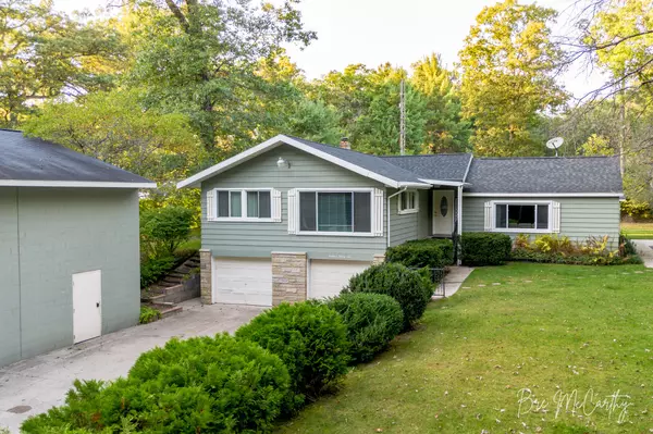 Holton, MI 49425,1926 Fir Avenue