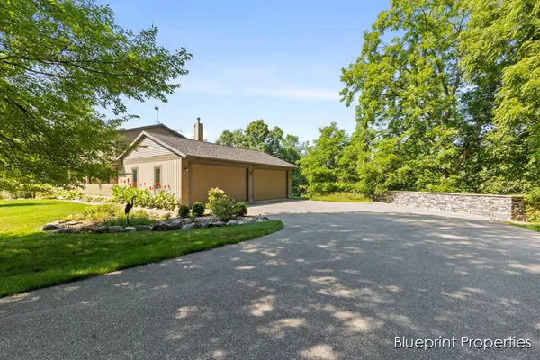 Middleville, MI 49333,10555 Riverdale Road