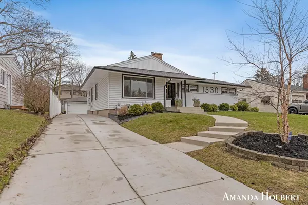 Grand Rapids, MI 49506,1530 Sherwood SE Avenue