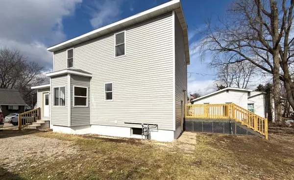 Three Rivers, MI 49093,632 Spring Street